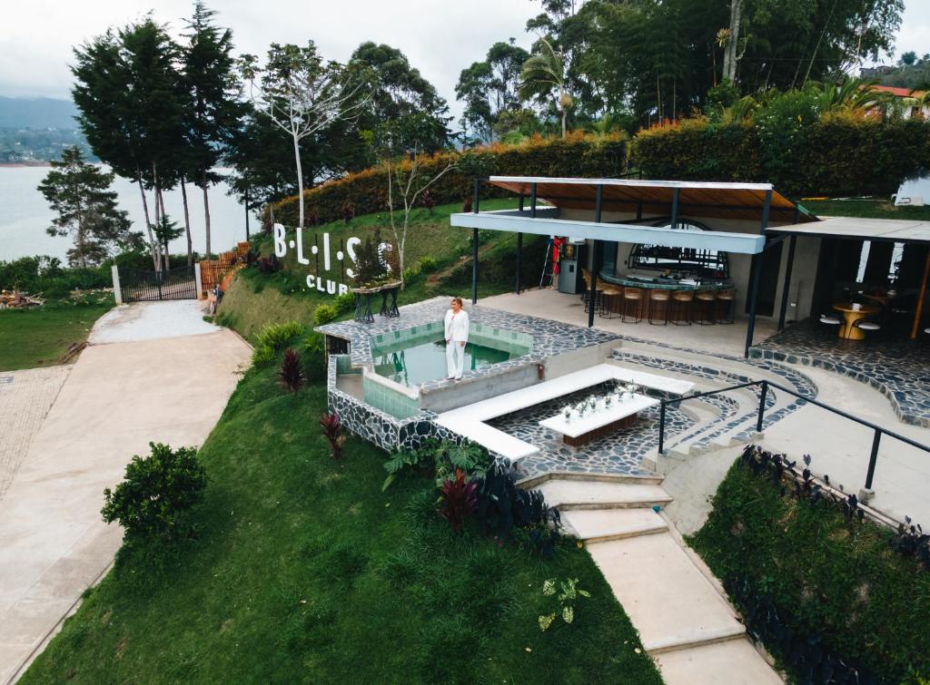 Bliss Sanctuary Vista Glamping and Club